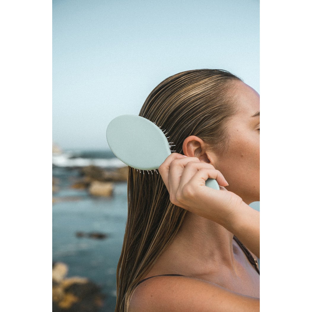 Remilia Vegan Lush Brush (Ocean Color) - Image 2